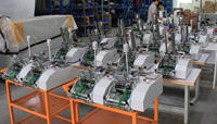 Alimentateur à friction et machine de comptage à friction largement utilisés pour cartes, étiquettes, papier, sacs en plastique, sachets de chocolat et autres articles.