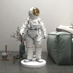 Bán sỉ cuộc sống kích thước nhựa bức tượng con chó-Phi Hành Gia Cao 150Cm Hiện Đại Kích Thước Cuộc Sống Phòng Khách Trang Trí Sàn Bắc Âu Boneco Astronauta Trang Trí Mũ Bảo Hiểm Vàng Spaceman Tượng Nhỏ