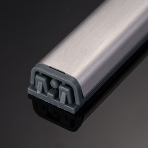 Mécanisme de rebond pour porte d'armoire, boîtier métallique, design silencieux pour portes d'armoires - Product Image 2