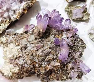 Améthyste en grappe en gros, cristaux de guérison, améthyste de <span class=keywords><strong>Vera</strong></span> <span class=keywords><strong>Cruz</strong></span>, cadeau unique, améthyste de <span class=keywords><strong>Vera</strong></span> <span class=keywords><strong>Cruz</strong></span> pour le Feng Shui - Product Image 3