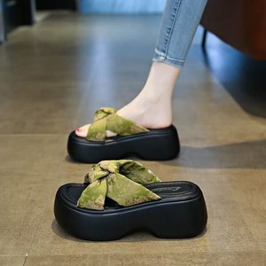 Women's stylish <b>height</b>-<b>increasing</b> and anti-slip shoes with PU <b>insoles</b>, suitable for outdoor use in autumn, spring and summer. - Product Image 3