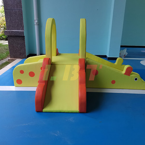Équipement de jeu combiné toboggan et escalier pour enfants Libit, jouet d'entraînement miniature en fibre de verre personnalisé pour maternelle - Product Image 2
