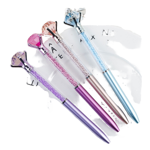 Stylo Bille Promotionnel en Gros pour Bureau, École, Cadeau, Papeterie, avec Tête en Cristal Diamant, Pointe 1.0mm, Multifonctionnel, en Plastique - Product Image 1