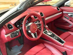 <span class=keywords><strong>Porsche</strong></span> 718 Boxster <span class=keywords><strong>de</strong></span> <span class=keywords><strong>Segunda</strong></span> <span class=keywords><strong>Mano</strong></span>, Modelo 2022, 2.0T Turbo Convertible, Listo para Envío - Product Image 5