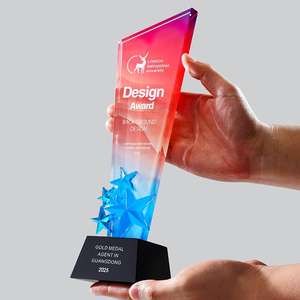 Troféu de Resina Cristal Personalizado de Alta Qualidade com Gravação Comemorativa Criativa e Impressão Digital para Novos Prêmios - Product Image 2