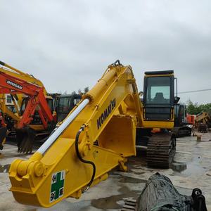 Excavadora de 20 toneladas, excavadora Komatsu usada a bajo precio, excavadora Pc200 a la venta, en excelentes condiciones - Product Image 3