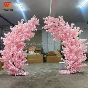 Arco Decorativo para Eventos al Aire Libre, de 7, 8 y 9 Pies de Altura, con Flores de Cerezo Rosadas para Bodas - Product Image 2