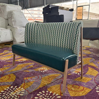 Banquette à dossier en tissu rayé et assise en PU, structure en bois robuste pour chaîne de restaurants occidentaux, hôtel de villégiature et lieux d'événements et de banquets