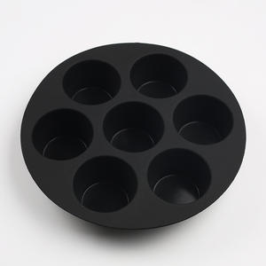 Moule à muffins en silicone antiadhésif pour la maison, ensemble de 7 moules ronds en silicone pour gâteaux - Product Image 6
