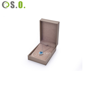 Boîtes en carton carrées à vente chaude, boîtes à bijoux personnalisées avec logo, boîte à bagues de mariage, boîte à boucles d'oreilles, emballage de bijoux - Product Image 4