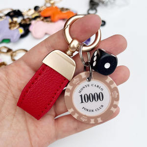 Chaveiro de Ficha de Poker com Formato de Dado para Casais, Pingente de Bolsa ou Mochila, Presente de Amuleto da Sorte, Acessório de Metal em Liga de Zinco - Product Image 4