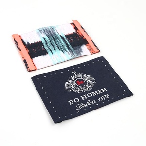 Logo de marque haut de gamme Jacquard personnalisé vêtements marque fin pli tissu tissé étiquette Satin tissé col étiquette boucle pli étiquettes de vêtement - Product Image 1