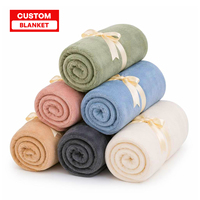 Ujoy Gift Factory, vente en gros de couvertures en polaire personnalisées, couleur unie, couverture en polaire chaude anti-boulochage pour la maison, les voyages et le camping
