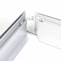 Cadre en profilé aluminium pour caisson lumineux à film souple, pour affichage publicitaire rétroéclairé en métal