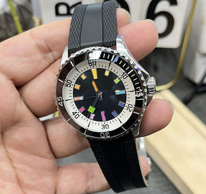 Montre pour homme avec miroir saphir, style sport, haut de gamme, couleur assortie, logo personnalisé, design de créateur - Product Image 5