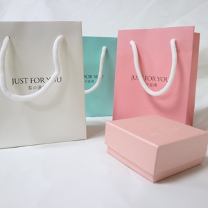 Sac cadeau personnalisé U-smile Boutique avec logo, sac en papier avec poignée pour anniversaire, bonbons, boîtes à bijoux - Product Image 5