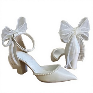 Chaussures à talons hauts élégantes et légères pour femmes, style chinois, à bout ouvert, avec talon carré et patchwork, personnalisables et de luxe - Product Image 2
