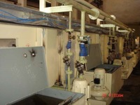 Tunnel de pasteurisateur de machines industrielles utilisé dans l'industrie alimentaire et des boissons pour traiter thermiquement les produits
