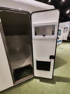 รถบ้านเคลื่อนที่คุณภาพสูงจากจีน ปี 2024 ขายดี สำหรับการเดินทาง แคมป์ปิ้ง และพักผ่อน - Product Image 2