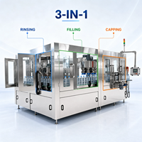 Machine de remplissage automatique d'eau et de boissons en plastique 12000 BPH, équipement de traitement pour bouteilles/canettes