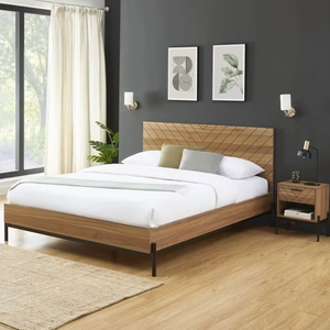 定制简约现代全XL尺寸床架，带雪佛龙图案木制床头板和黑色金属腿 - Product Image 3