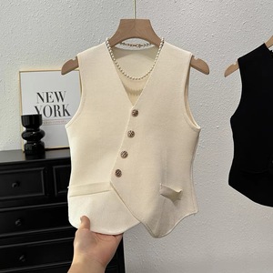 Col <span class=keywords><strong>en</strong></span> v tricoté irrégulier sans manches <span class=keywords><strong>gilet</strong></span> femmes 2024 été nouveau style étranger <span class=keywords><strong>gilet</strong></span> haut court respirant 120 - Product Image 2