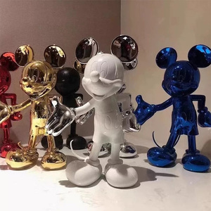 Scultura <span class=keywords><strong>di</strong></span> <span class=keywords><strong>Topolino</strong></span> e Minnie Dipinta a Mano in Resina, Modello Cuore d'Amore, Ornamento Lucido per Arredamento Casa, <span class=keywords><strong>Topolino</strong></span> Cartoon per Arte - Product Image 6