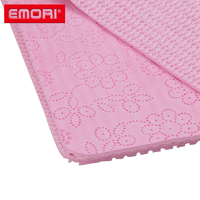 Vente en gros de chiffon de nettoyage de voiture 3D super absorbant imprimé de logo en relief Serviette de chamois synthétique 3D PVA