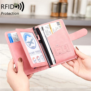 ซองใส่หนังสือเดินทางแบบหนัง PU RFID สุดหรูที่ใส่หนังสือเดินทางสำหรับครอบครัวแบบมีลักษณะเฉพาะตัว - Product Image 1