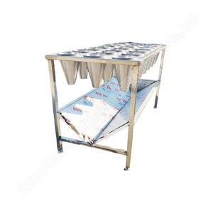 Cône saignant pour tuer les poulets Abattoir de poulets Cône saignant l'équipement d'abattoir de poulets - Product Image 2