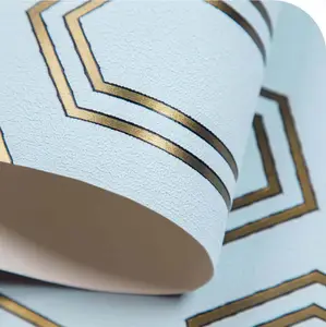 Kain Suede Imitasi Biru Terang dengan Foil Emas Garis-garis Geometris Wallpaper Penutup Dinding untuk Dekorasi Interior