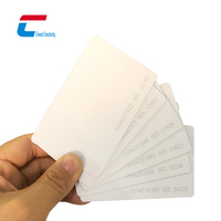 Kostenlose Muster Verfügbar 13,56MHz Angepasster Chip Smart PVC RFID CMYK Bedruckbare Wasserdichte Blanko NFC-Karte mit QR-Code für Hotelgebrauch