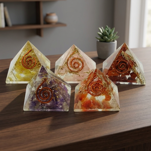 Último orgonita mezcla capa de cobre bebé pirámides: venta al por mayor Sanación Reiki colgante orgonita pirámides - Product Image 2