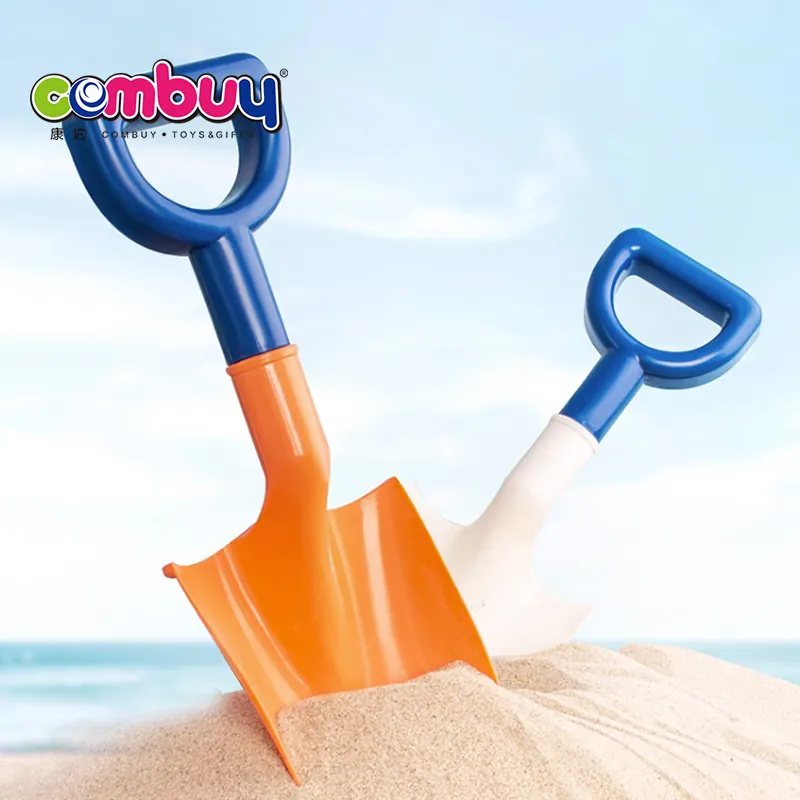 Enfants d'été en plein air jouer jouet en plastique plage sable pelle