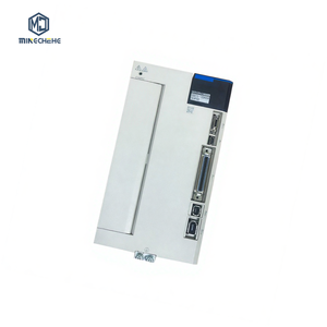 Controlador de Servoaccionamiento de Eje Único SGD7S-120A00A202 de 1.3kW, Trifásico, 200-240V CA, 50/60Hz, 1 Año de Garantía, Automatización, Plástico - Product Image 1