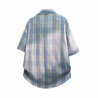 Chemise à carreaux à manches courtes 76,7 % polyester, col à revers, épaules tombantes, avec poche poitrine, pour usage quotidien et extérieur, style décontracté
