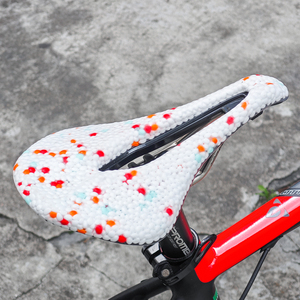 Sillín de Bicicleta de Espuma PROMEND ETUP, Diseño Hueco, Transpirable, Absorbente de Impactos, Asiento Universal para Bicicletas de Carretera, Montaña y Plegables - Product Image 3
