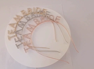 Boda nupcial accesorios para el cabello aros para el cabello aleación cristal diamante novia carta tocado equipo damas de honor diademas al por mayor - Product Image 2