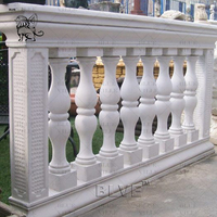 Colonne d'escalier en pierre naturelle pour décoration de villa de luxe BLVE, balustre en marbre blanc, main courante d'escalier