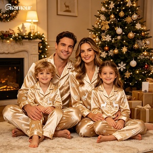 Glamour Family Pjs Sets Luxury Gold Satin Family Christmas Pajamas Holiday Home Wear Winter Matching Family Pyjamas