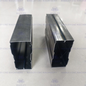 Machine de formage de tubes carrés pour étagères d'entrepôt robustes, poutres verticales et plaques de fixation - Product Image 6