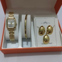 Montre à quartz carrée tendance décontractée et ensemble de bijoux en acier inoxydable avec bracelet en acier, cadeau d'anniversaire (sans boîte)