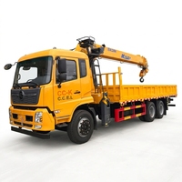 Camion grue à flèche droite CLW 6*4, grue montée sur camion d'une capacité de 14 tonnes pour les projets de construction et de levage lourd