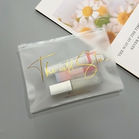 Sac à fermeture éclair personnalisé durable, imprimé, mat, pour emballage de t-shirts, sac à fermeture éclair en PVC pour cosmétiques, sac à fermeture éclair givré en plastique avec logo