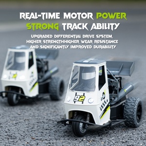 Nouvelle Moto Tricycle Télécommandée Électrique 2.4G à l'échelle 1:16 avec Effet de Pulvérisation Lumineuse, Jouet de Course RC Drift S810 - Product Image 5