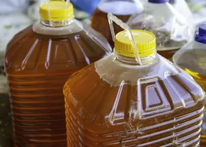 Best Choice Used Cooking Oil (UCO) B100 Vietnam-ASTM D6751 Compliance Oil for Making Biocarburant Low Price Selective Quality Export - Product Image 2