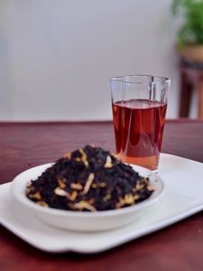 <span class=keywords><strong>ชา</strong></span>สมุนไพ<span class=keywords><strong>ร</strong></span>สีดำผสมผสมชาชาสมุนไพ<span class=keywords><strong>ร</strong></span>สมุนไพ<span class=keywords><strong>ร</strong></span>และ<span class=keywords><strong>ชา</strong></span>ดำผสมบานไซยาห์เซ<span class=keywords><strong>ย์</strong></span><span class=keywords><strong>ชา</strong></span>สลิมมิ่งสีดำ - Product Image 5