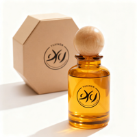 Botol Semprot Parfum Kaca Crimp Mewah Warna Amber Coklat Hitam Kosong Ukuran 30ml 50ml 100ml dengan Tutup Kayu Bentuk Khusus