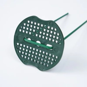 Estaca de suelo en forma de U con recubrimiento en polvo para jardín, césped y exteriores, estaca galvanizada para fijación en el suelo - Product Image 4