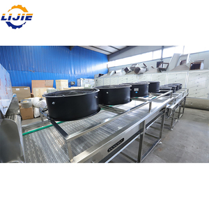 Machine de friture continue à bande transporteuse automatique pour chips de banane plantain industrielles et commerciales, en acier inoxydable 304 - Product Image 1